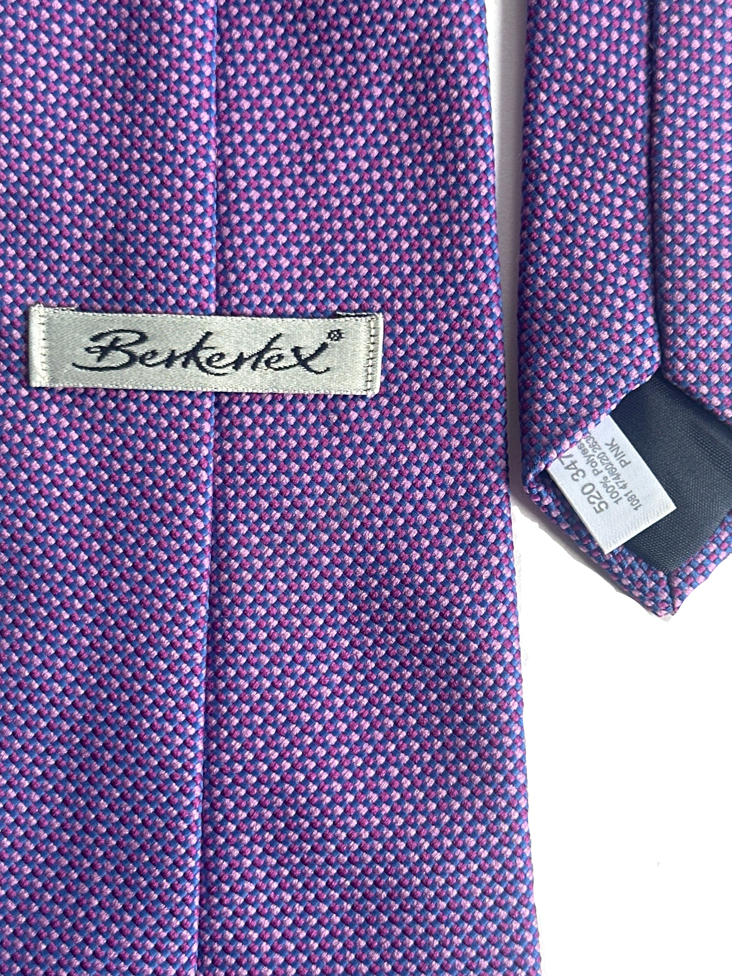 Tie Barkertex
