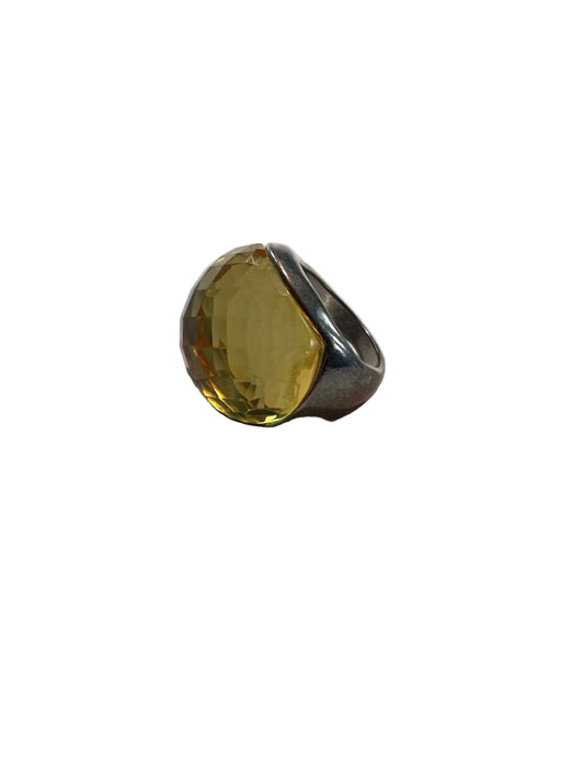 Yellow Stone Ring – Vintage-Inspired Statement Piece