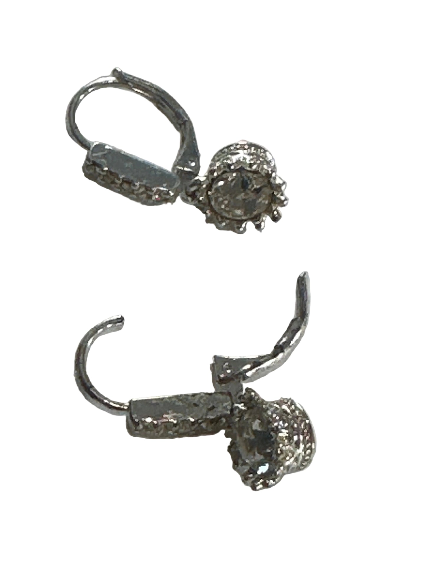 Elegant silver drop earrings