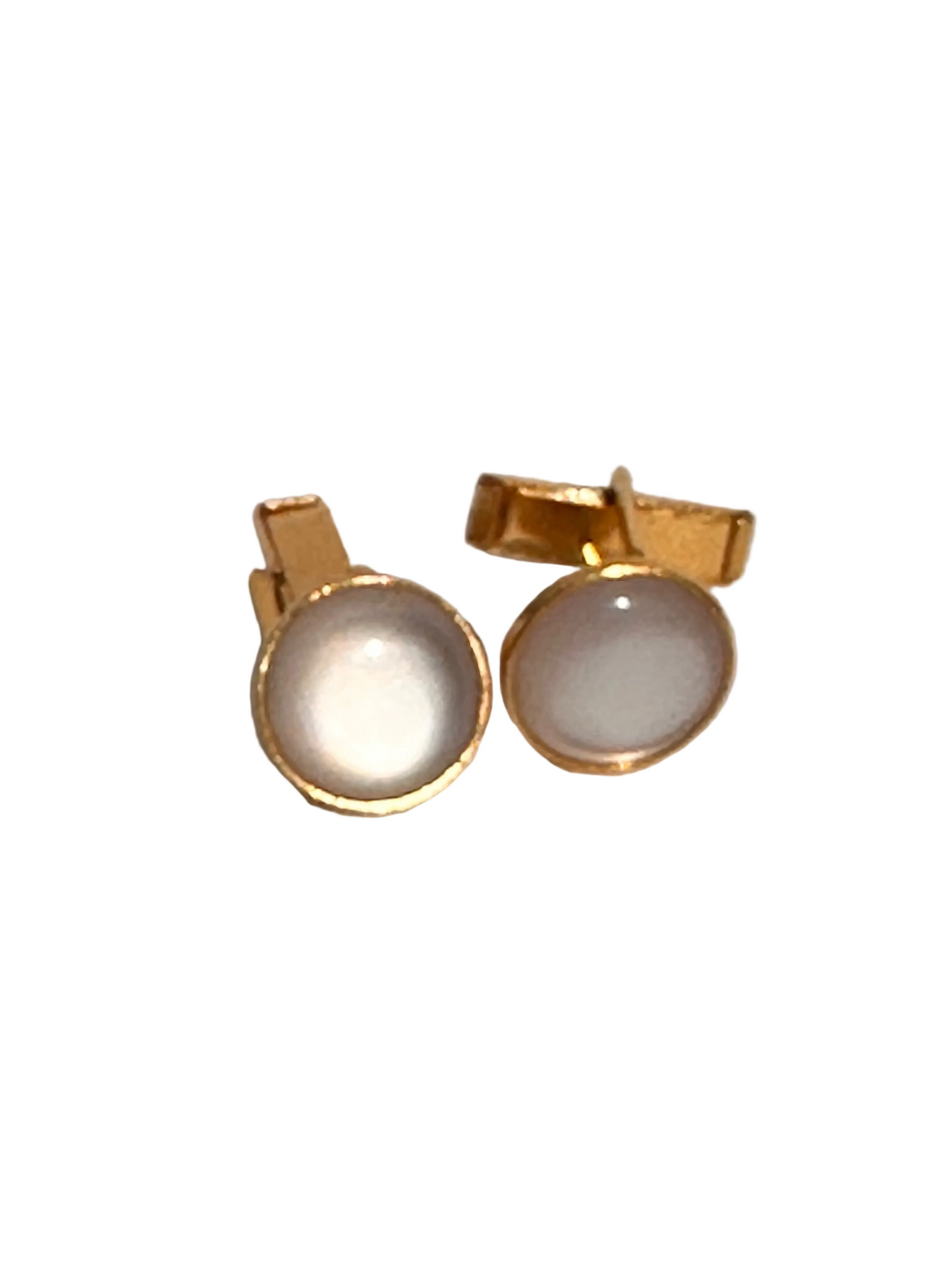 c.1970s Vintage Gold Tone Oval Cufflinks – Mother of Pearl Effect