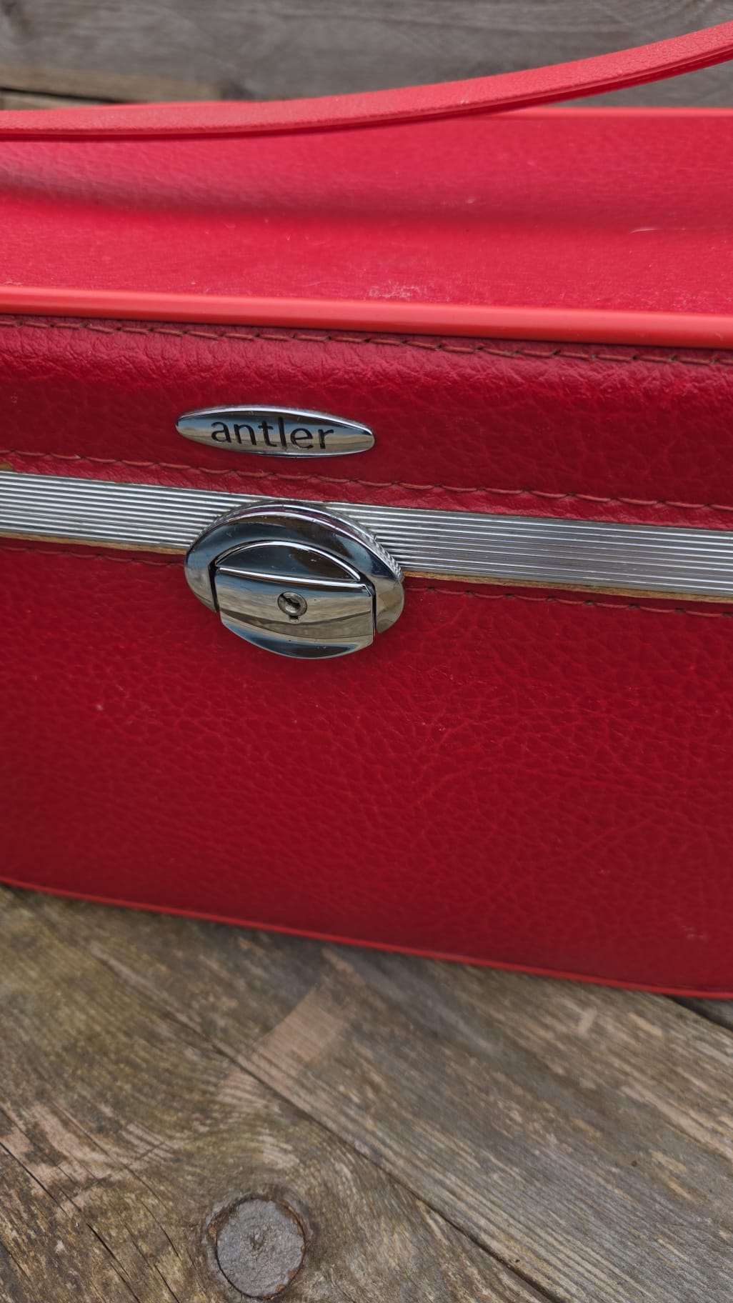 RIS Vintage Antler Red - The Founder's Collection