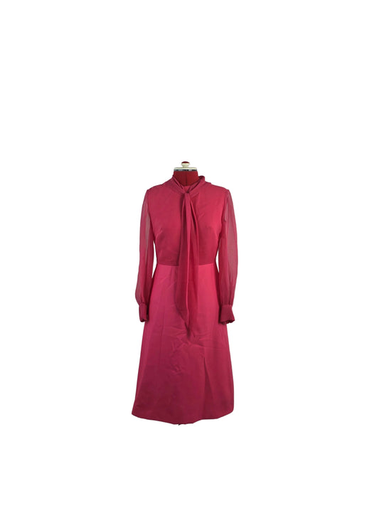 Peggy French – True Vintage 1960s Dress with Tie Neck