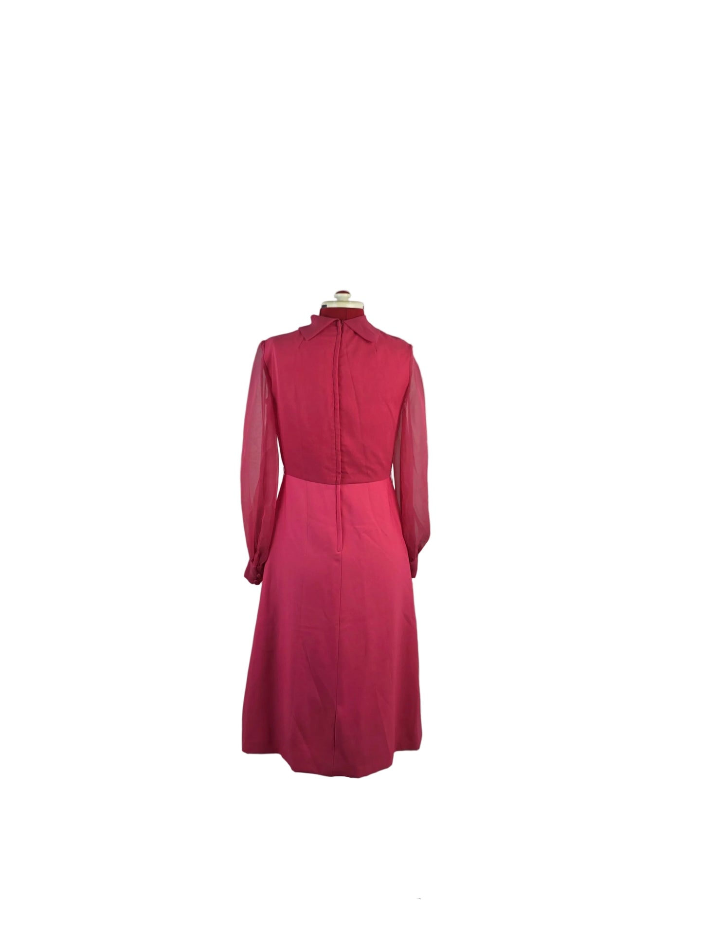 Peggy French – True Vintage 1960s Dress with Tie Neck