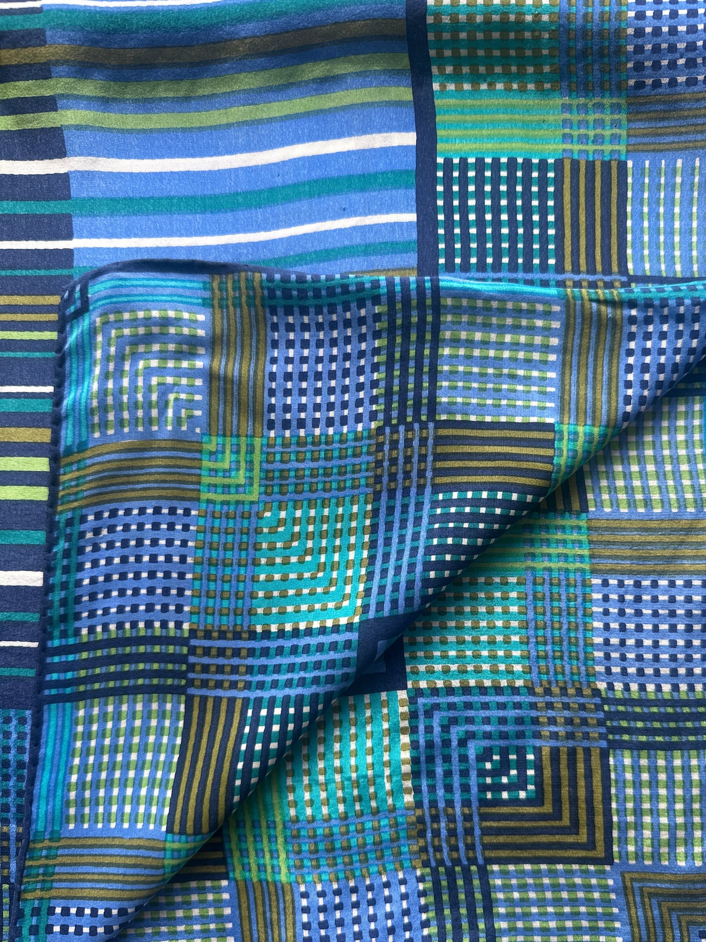 Vintage 1970s–1980s Geometric Square Scarf 68 x 71 cm Blue Abstract Pattern