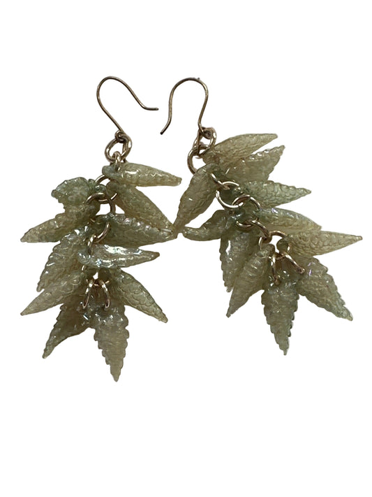 Vintage-Inspired Lucite Frosted Leaf Cluster Drop Earrings