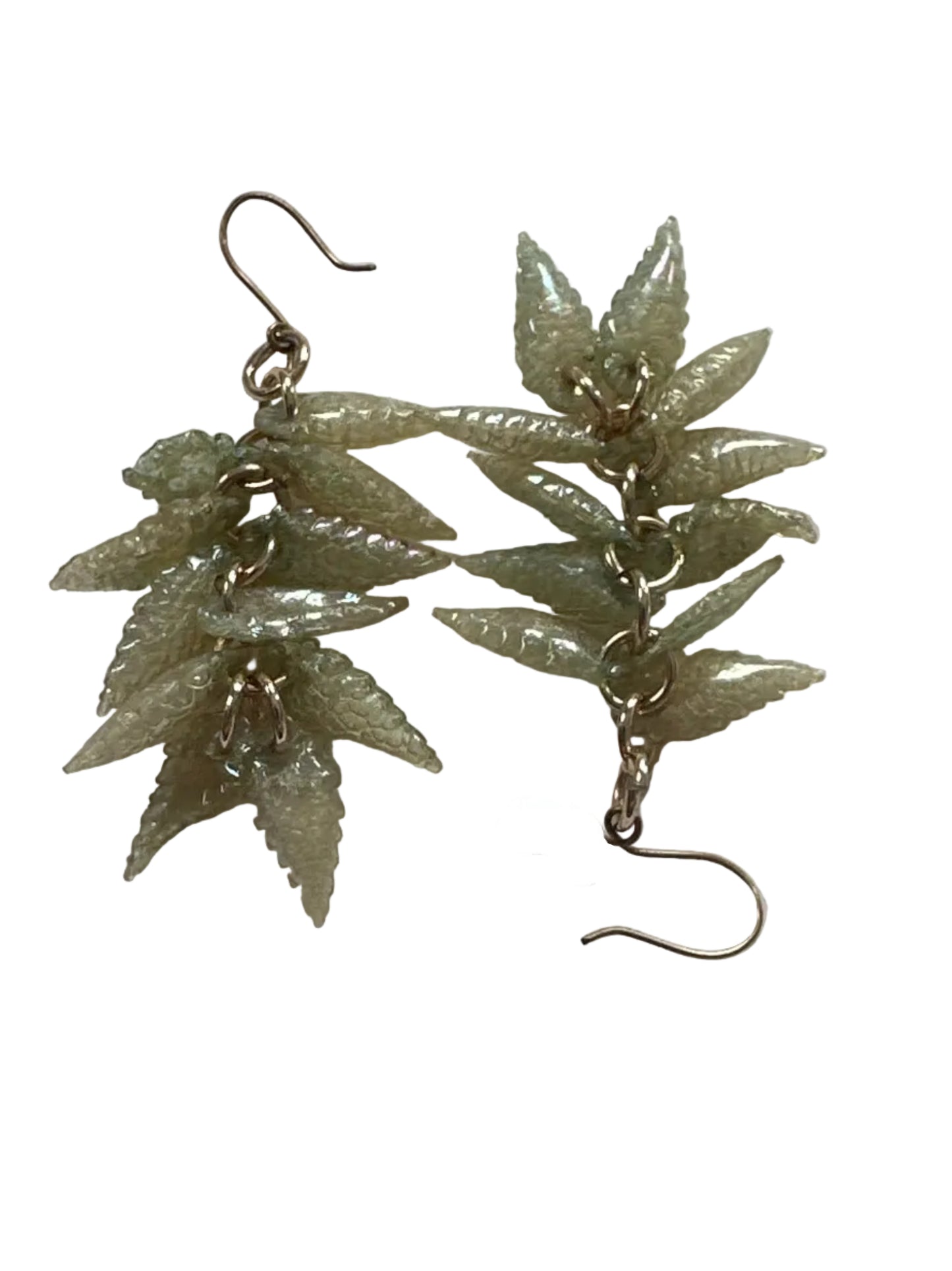 Vintage-Inspired Lucite Frosted Leaf Cluster Drop Earrings