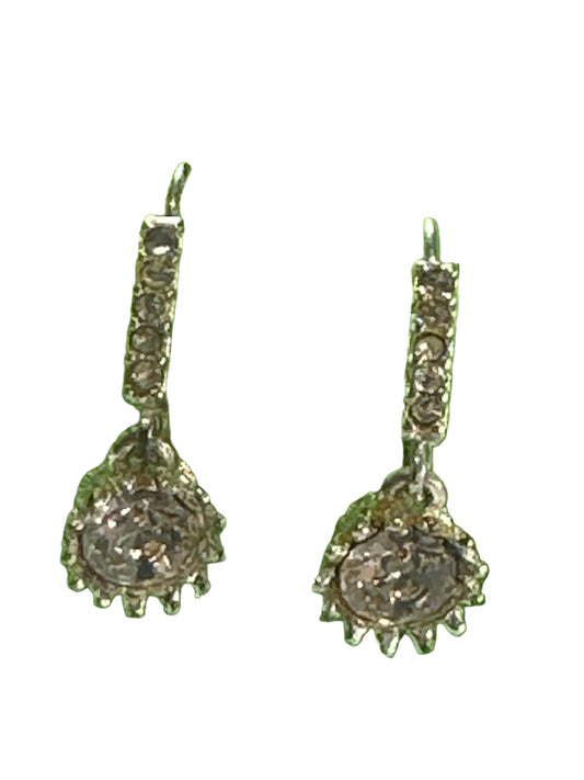 Elegant silver drop earrings