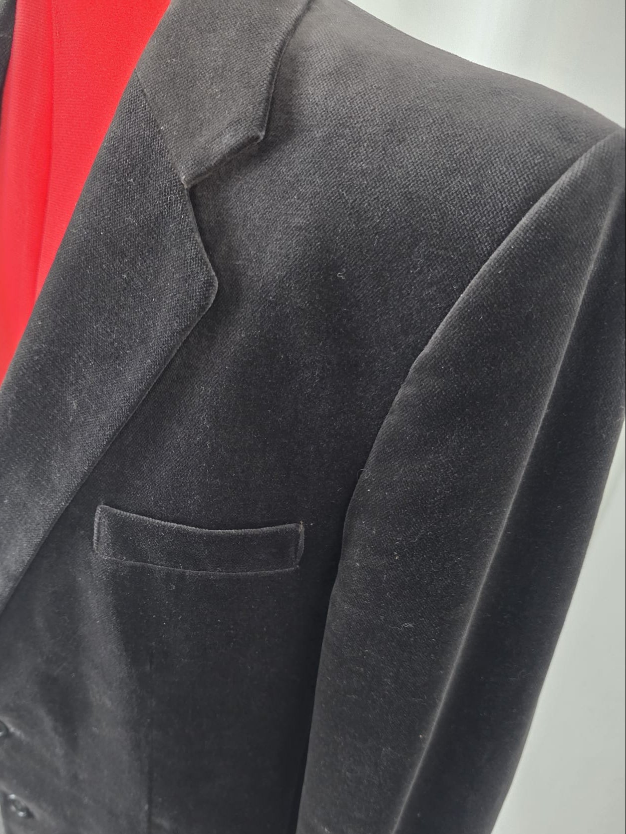 Vintage 1970s John Collier Black Velvet Blazer – Luxury Tailored Evening Jacket