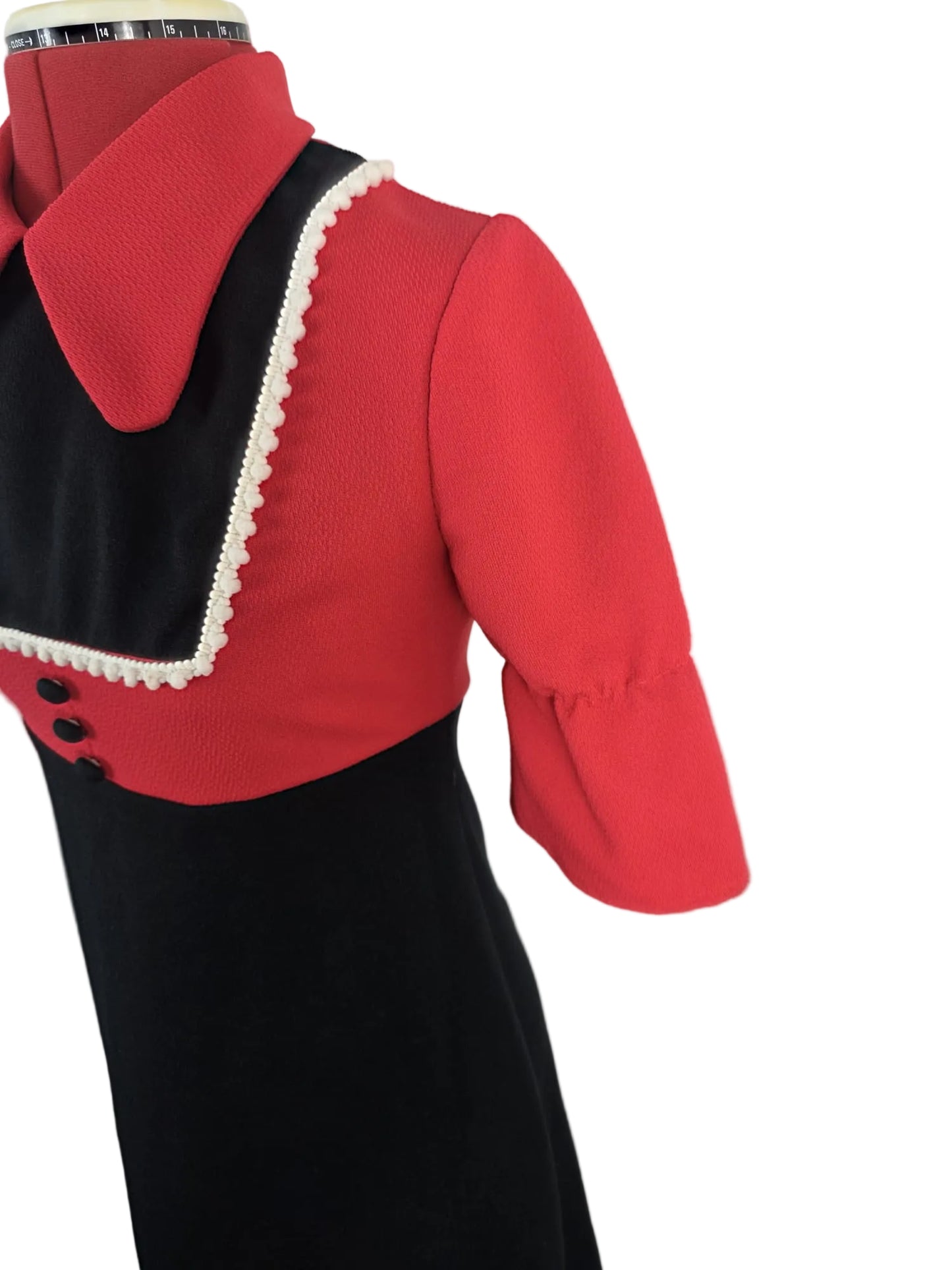 1970s Ranett Modeller Contrast Collar Dress