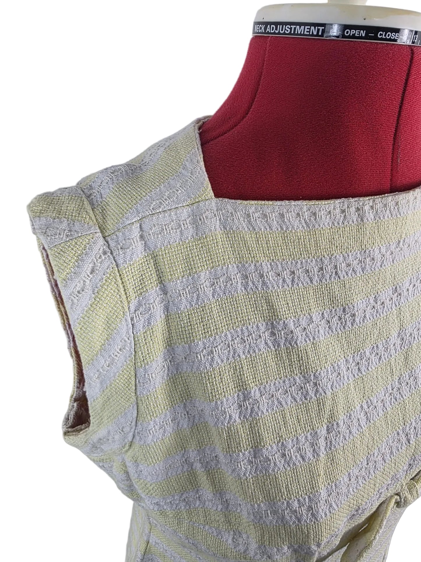 1960's Vintage Bow Detail Shift Dress