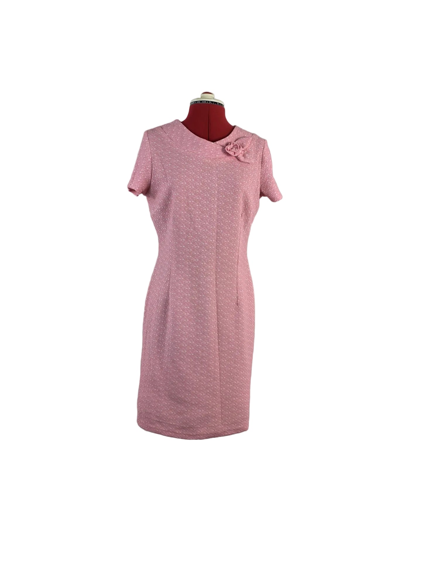 1960s Mod Shift Dress – Pink Textured Rosette Detail