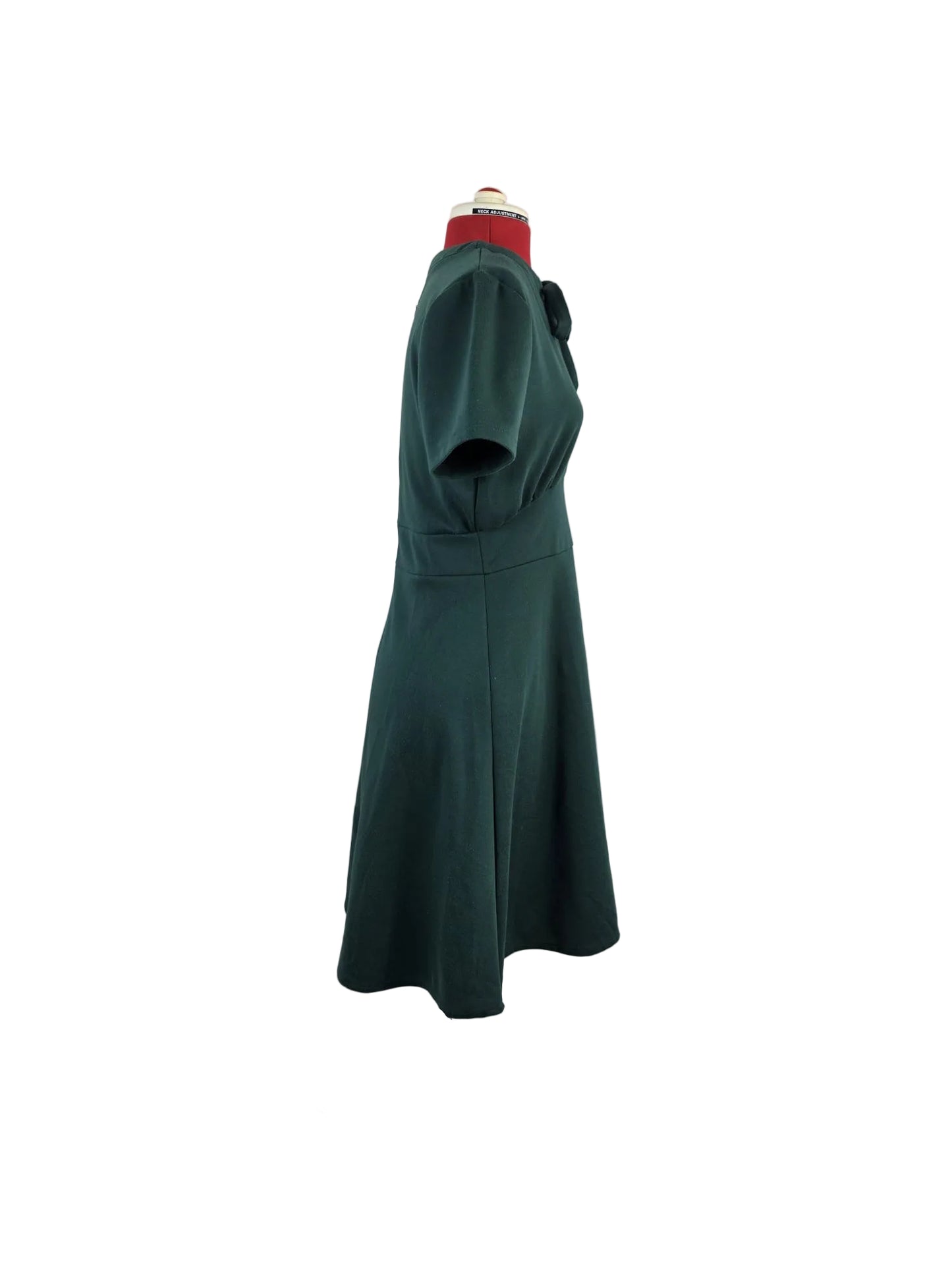 1970s Dress in 1940s Style,  Green Jersey Bow Neck