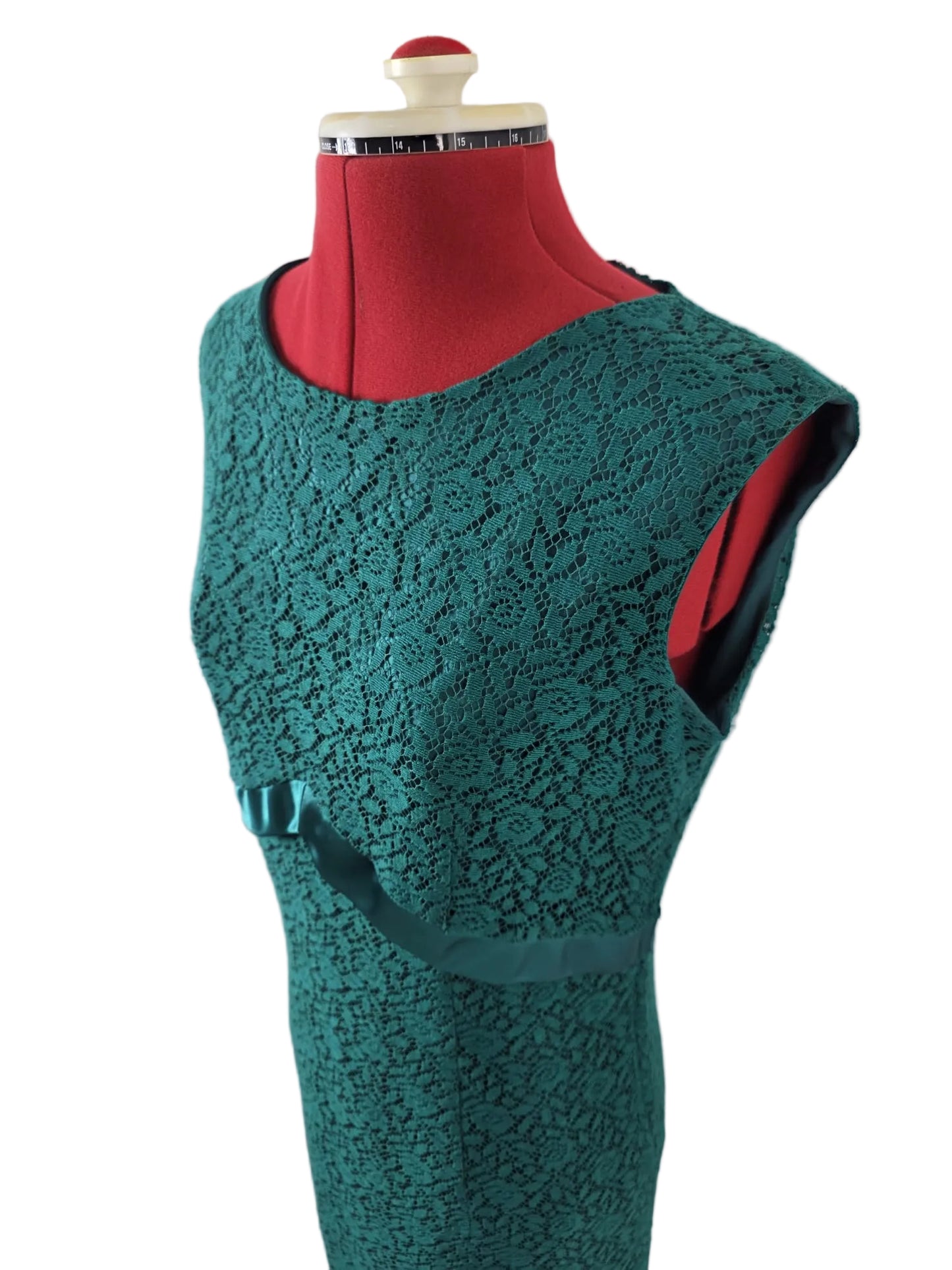 Vintage Style 1960s Emerald Lace Dress GEMAS