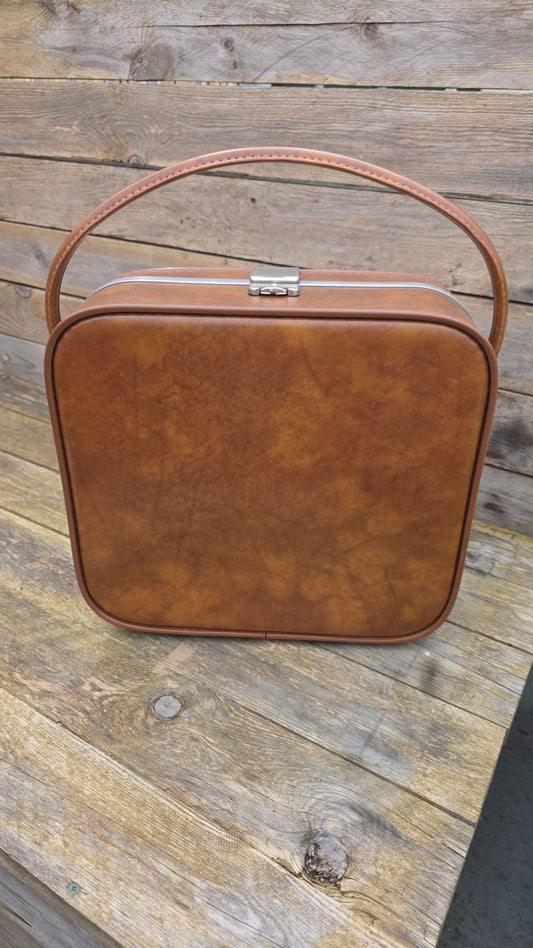 RIS Vintage Foxcroft by Antler tan