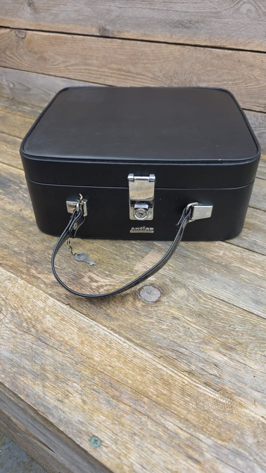 RIS Vintage Antler black 2