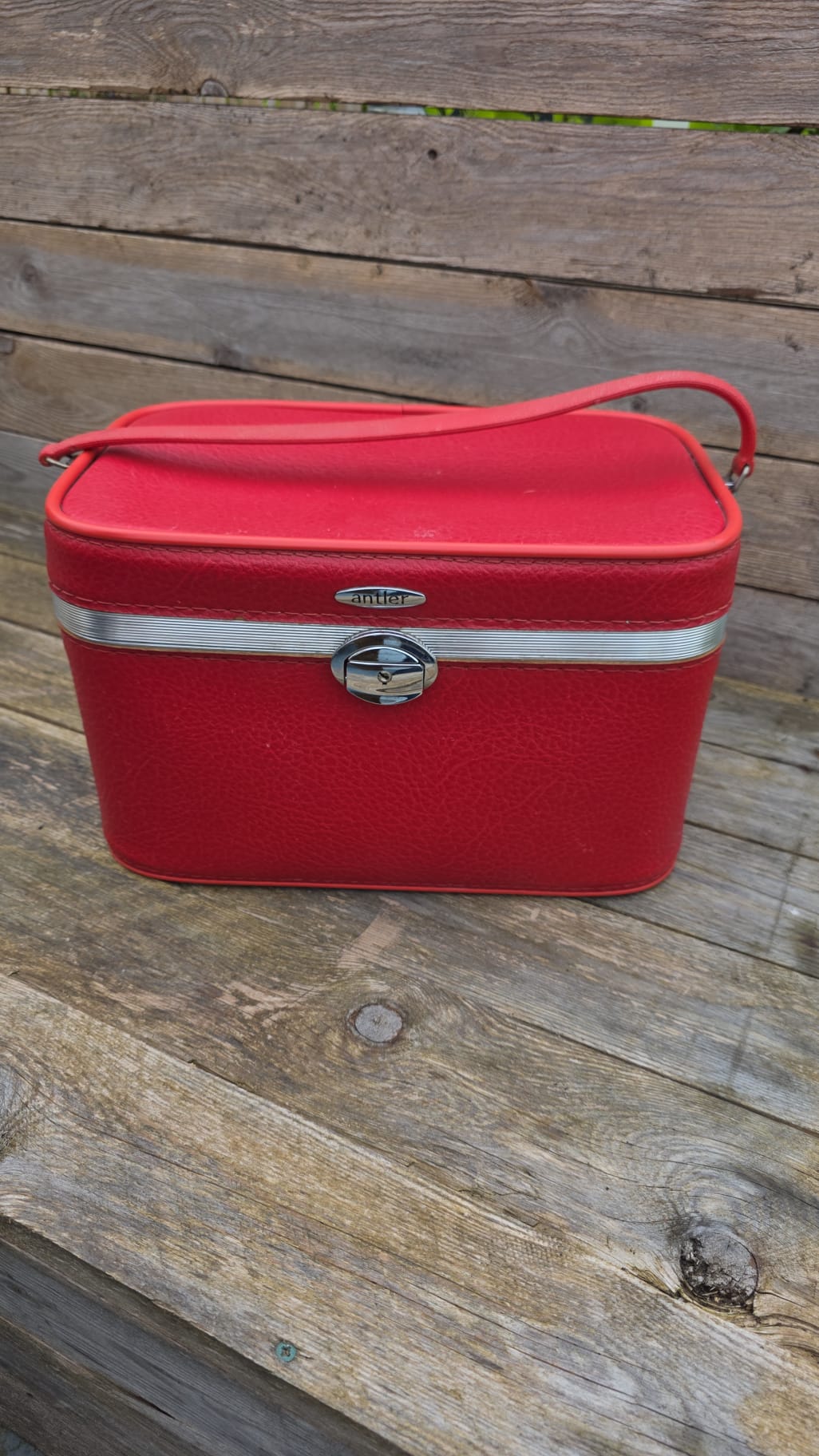 RIS Vintage Antler Red - The Founder's Collection