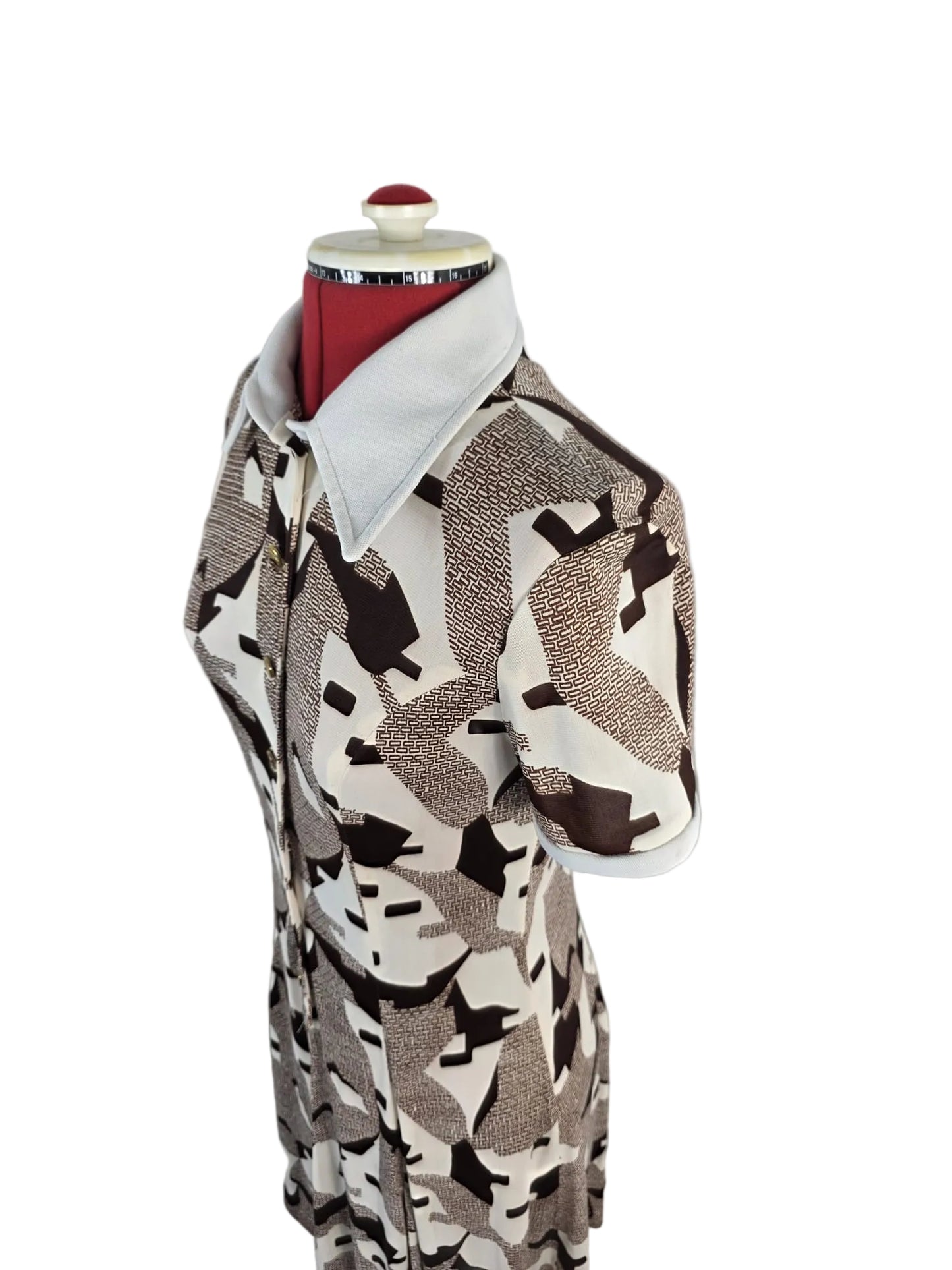 1970s Vintage Abstract Print Shirt Dress in Chocolate & Cream Jersey