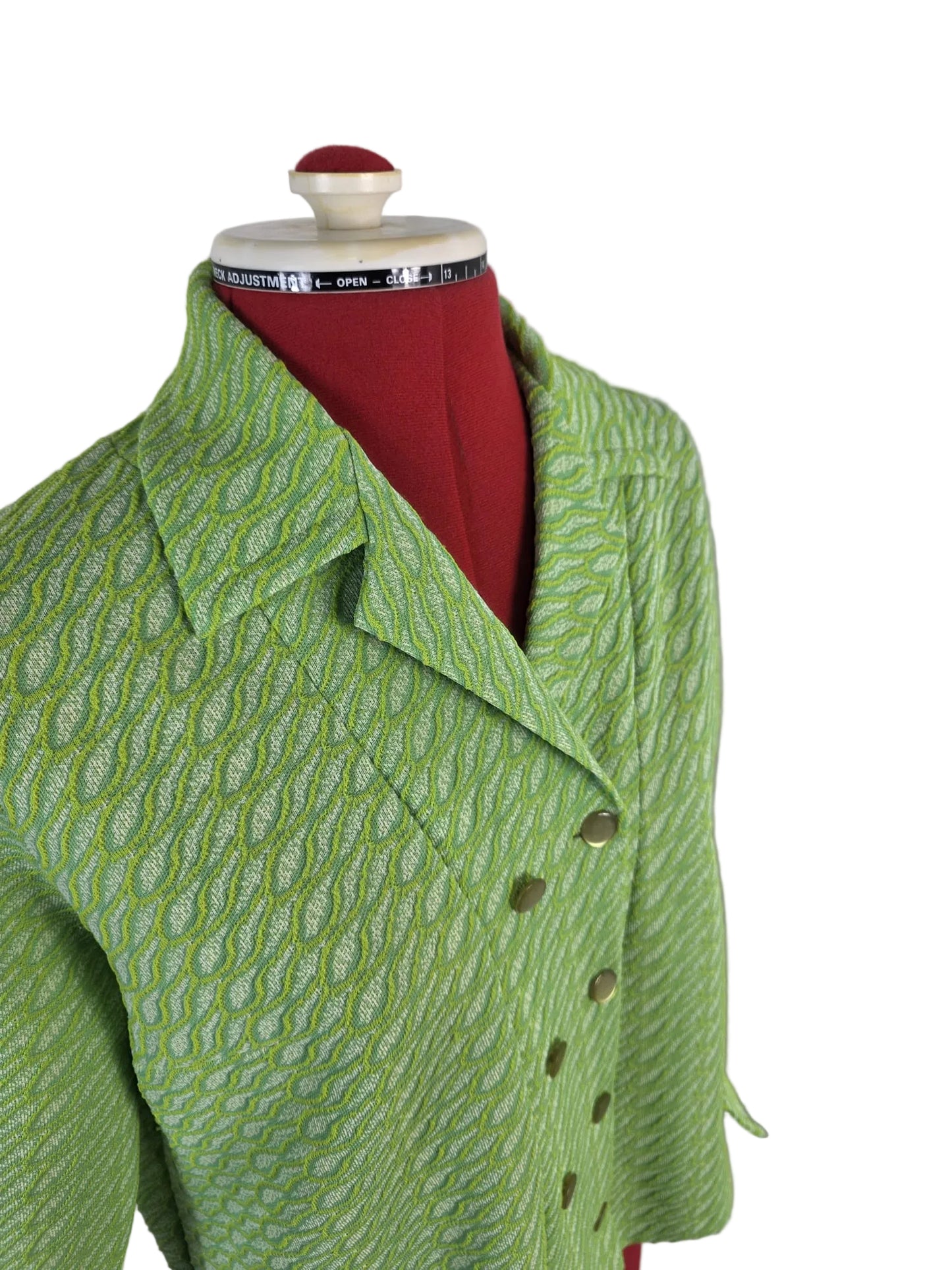1960s Vintage Textured Mod Ladies Jacket in Lime Jacquard Knit