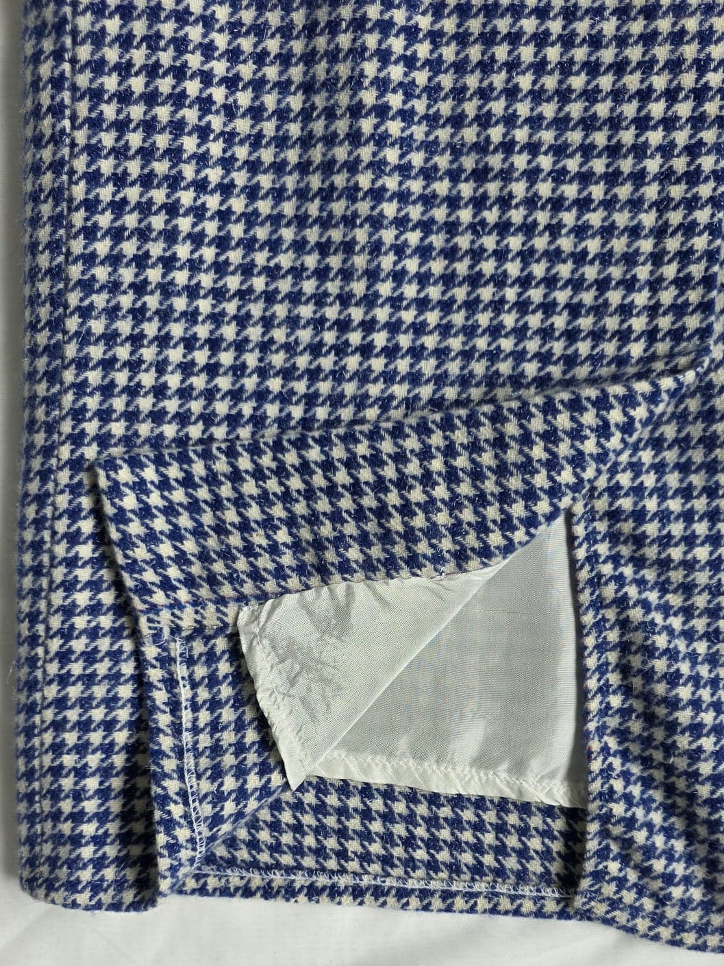 1980s Blue White Houndstooth Pencil Skirt