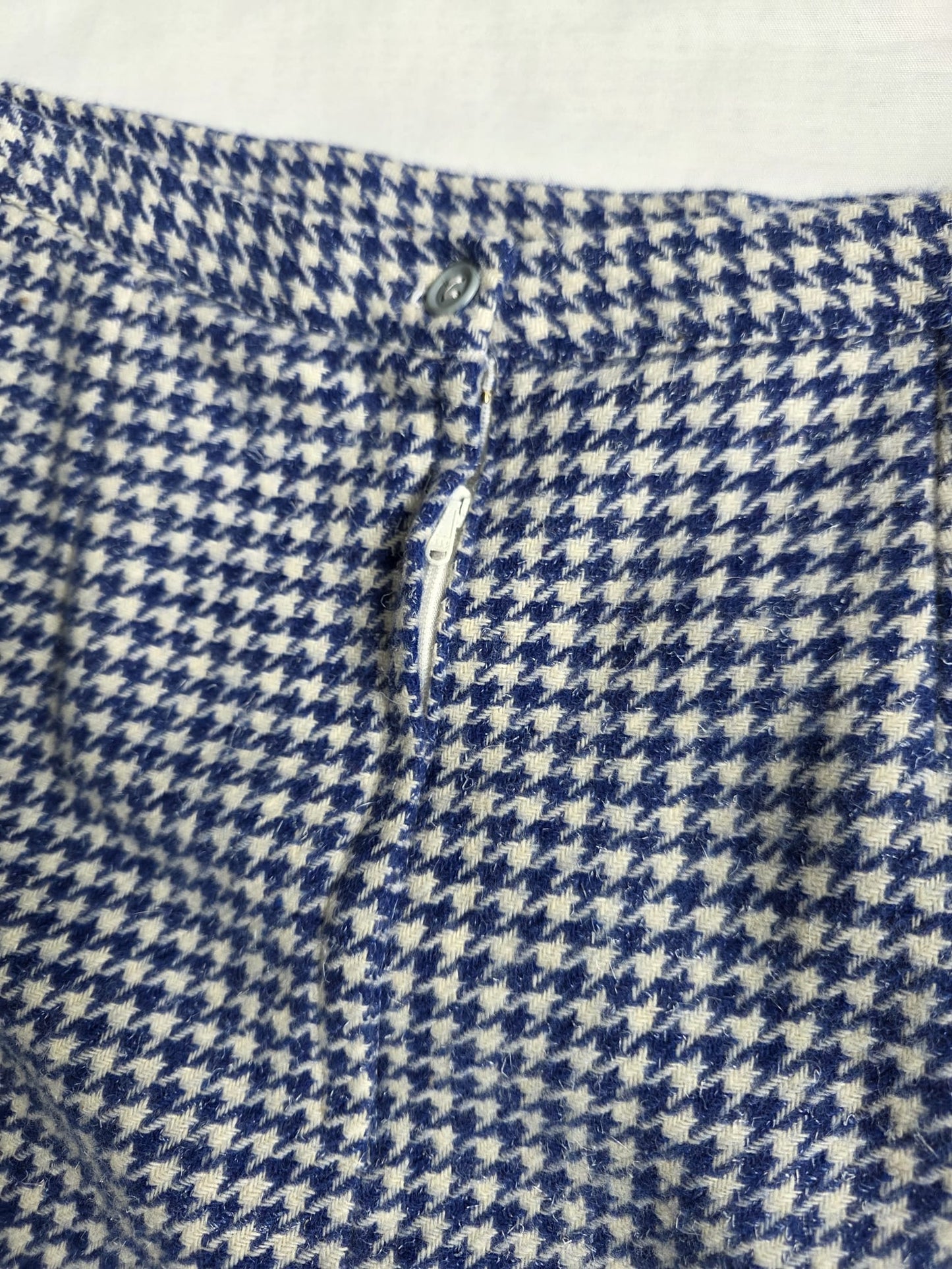 1980s Blue White Houndstooth Pencil Skirt
