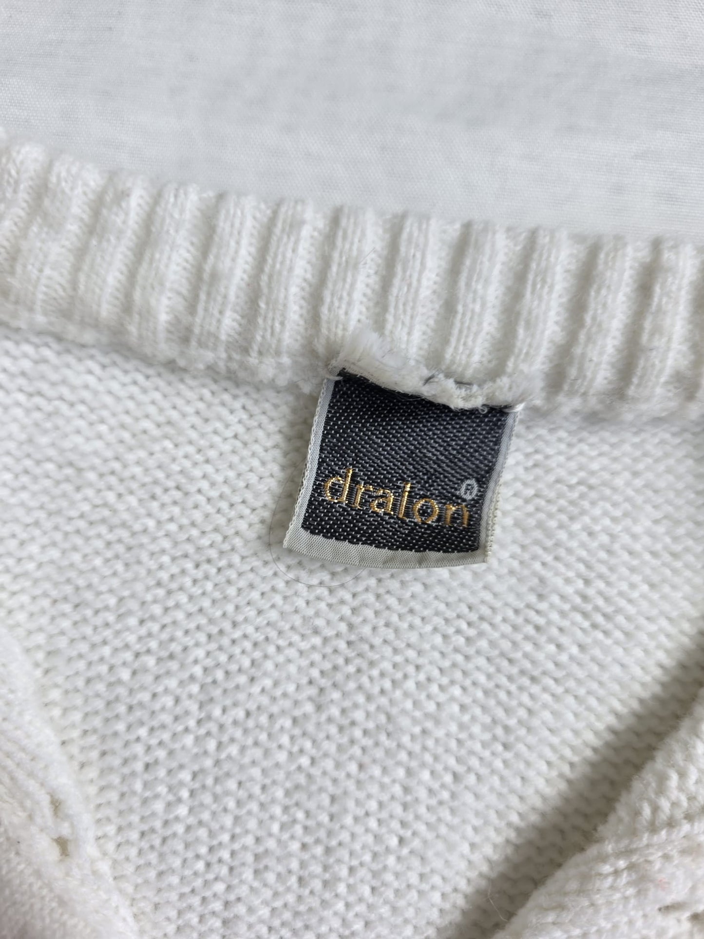 Late 1980s–Early 1990s Cream Cable Knit Short Sleeve Sweater