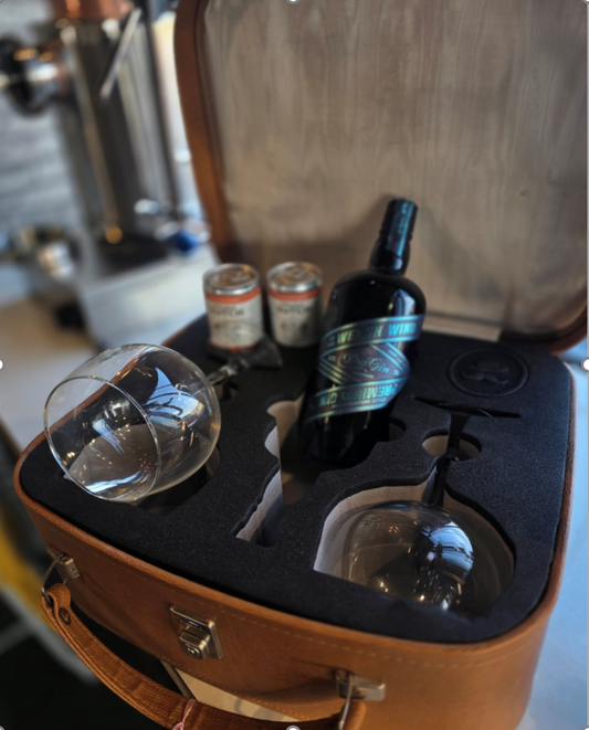 The Dry Gin Travel Case-  Founder's Collection