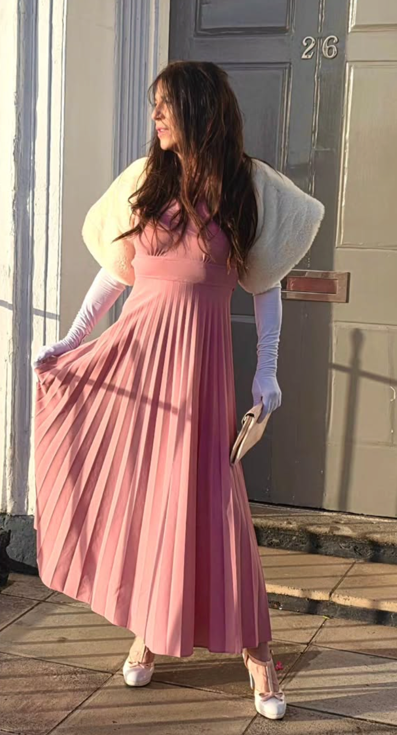1970s Genuine Vintage Lewis Barnett Pleated Midi Dress Tie Waist Pink